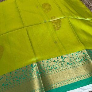 Kanchipuram Pure Silk Saree Green with Red Zari Border & Rich Pallu | Bl. Fabric